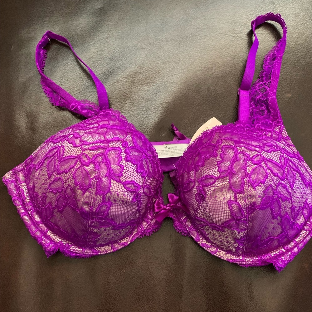 BNWT VS push up Bra